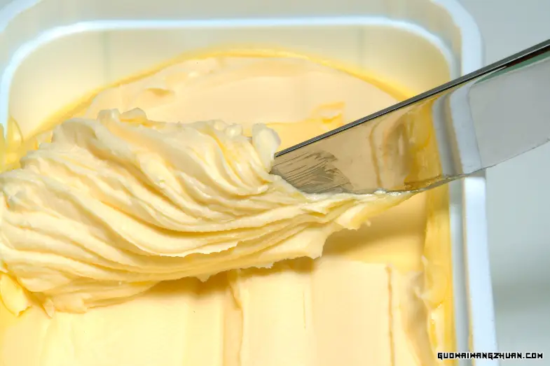 植物奶油与动物奶油的较量：哪个更好？