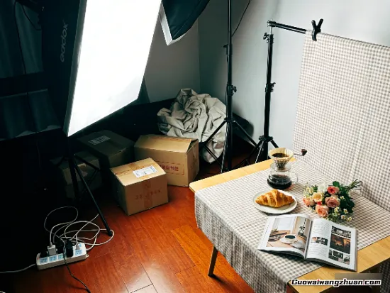 我身边那些在小红书搞钱的朋友，有人光鲜有人心酸