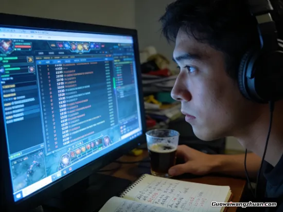 我那个在游戏里搬砖的朋友，劝我别拿爱好当饭碗