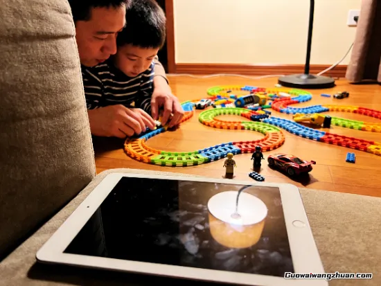 孩子刷视频上瘾怎么办？那天把路由器拔了之后，我和儿子在客厅里大眼瞪小眼