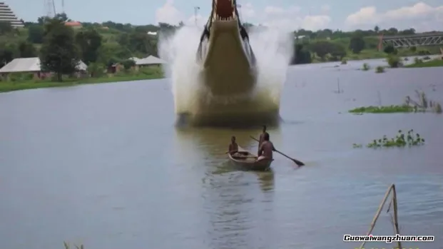 AI电影制作究极指南：从创意到成片，系统掌握智能影视全流程实战课（中英字幕）